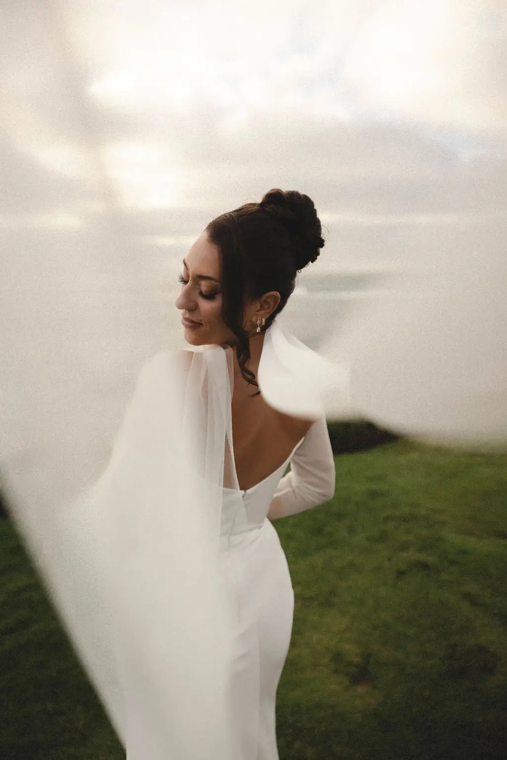 Oceanfront Cuvier Park Wedding Bowl ceremony and La Valencia wedding portraits in La Jolla by Cinematica Weddings.
